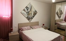 Cozy Holiday Home In Agrigento In A Delightful Area